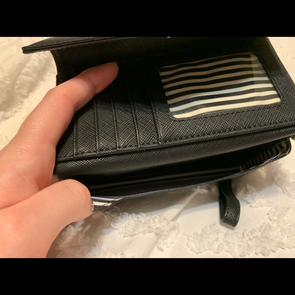 Kate Spade Wristlet - Picture 7 of 7